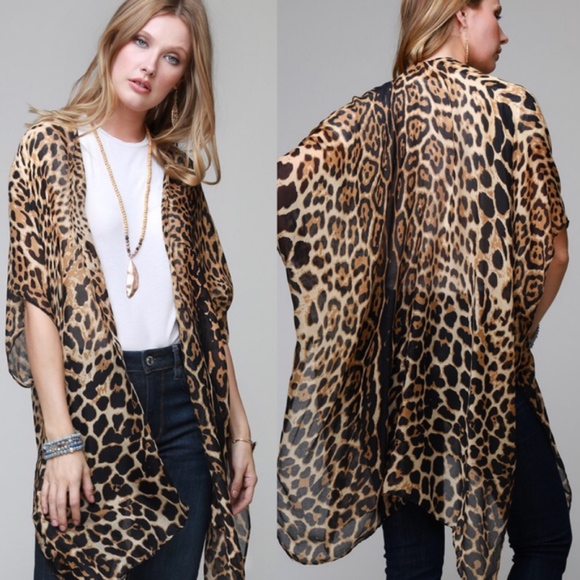 Bellanblue Sweaters - LEO Kimono